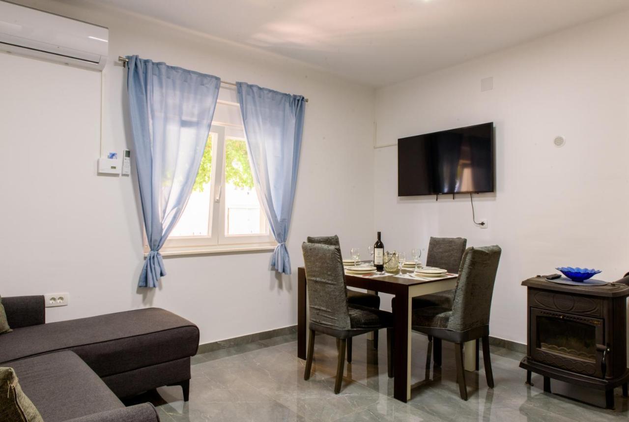Apartman Lu Jesenice  Esterno foto